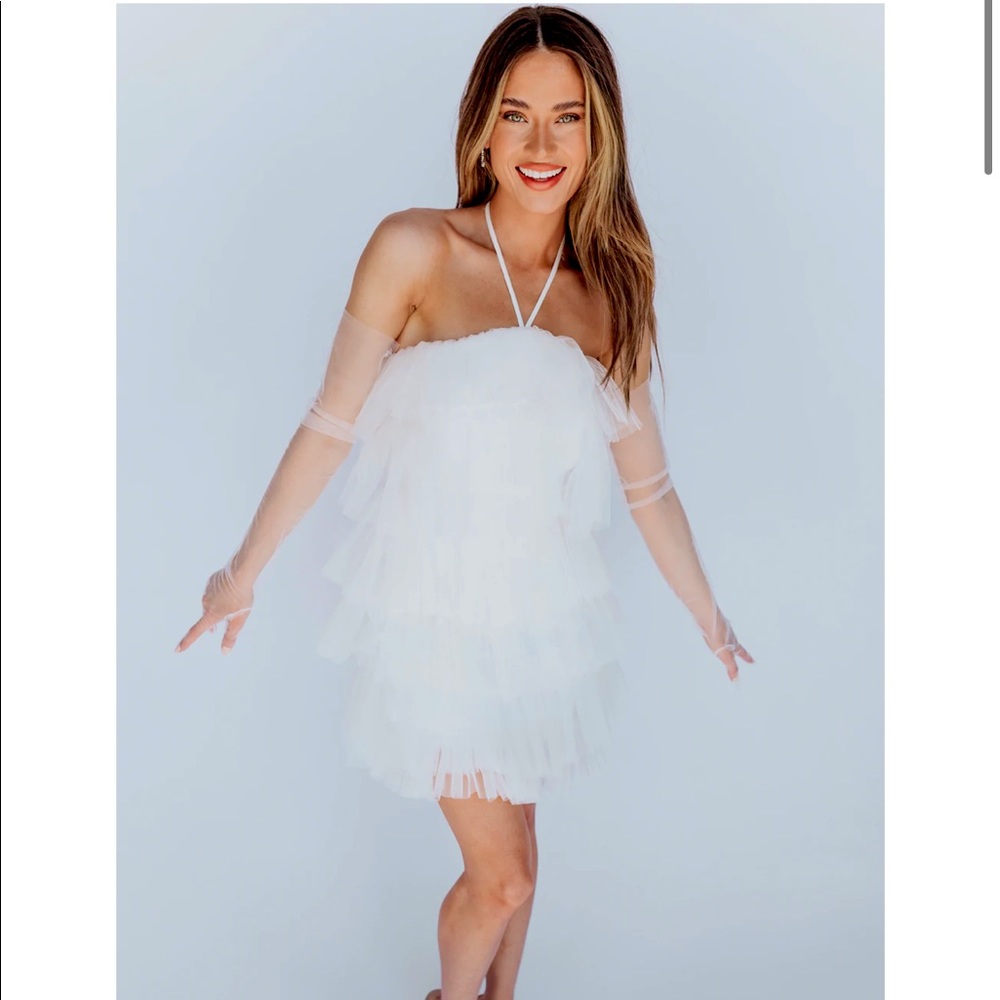 NWT Untamed Petals Pixie Mini / Perfect for Brides!!